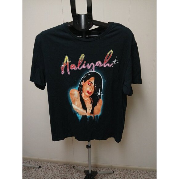 Other - Official Aaliyah Merchandise R&B Graffiti Graphic T-Shirt Adult Size XL